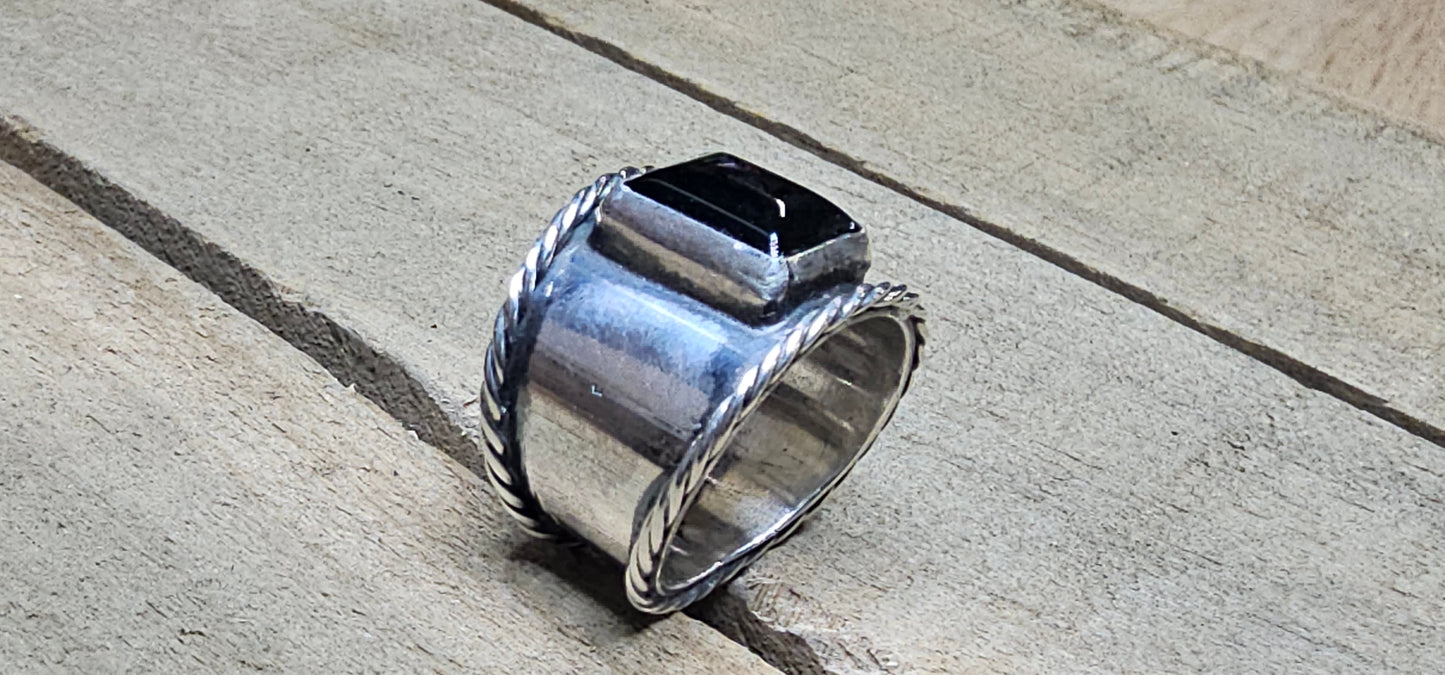Midnight Twist Sterling Silver Ring