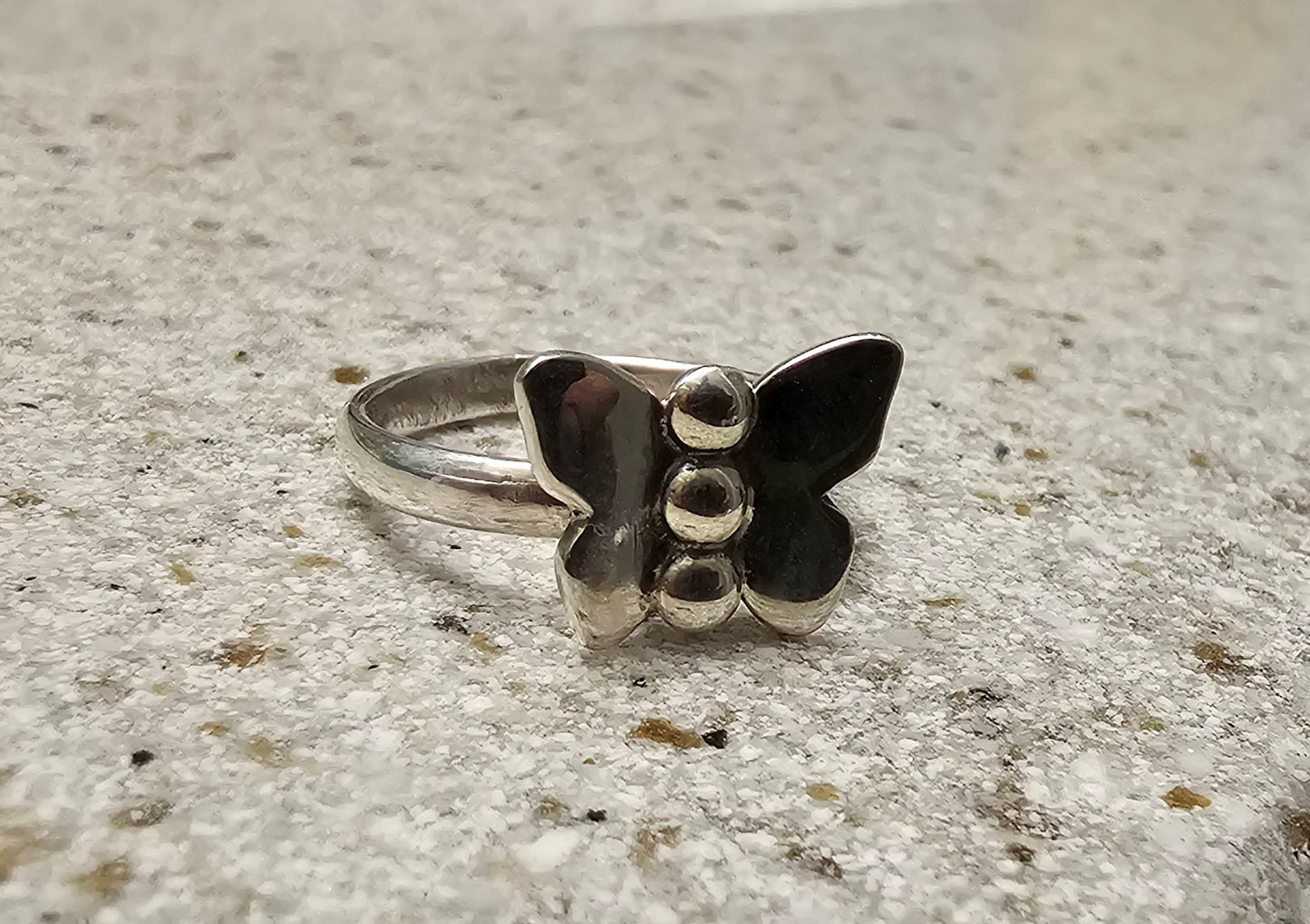 FlutterSphere Sterling Ring